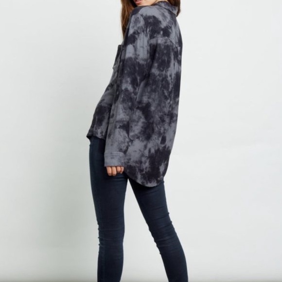 Rails • Hunter Charcoal Tie Dye Button Down Shirt - Picture 3 of 11